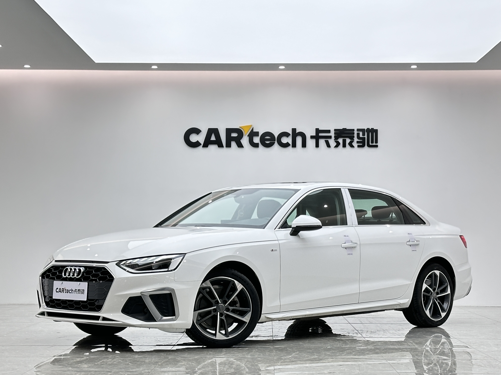 奥迪奥迪A4L2020款 40 TFSI 时尚动感型