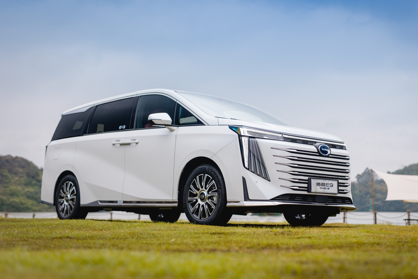 爱驰爱驰U62023款 Play 72kWh